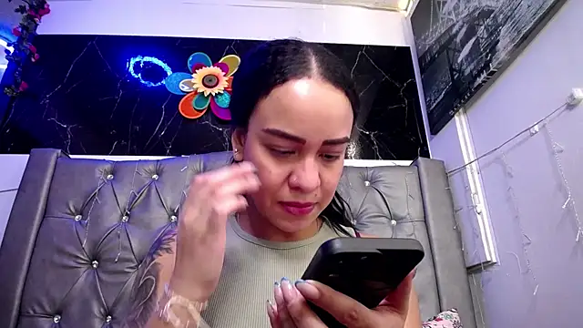 LAILAGUMMY online show from 19, 2, 2025