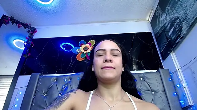 LAILAGUMMY online show from 20, 2, 2025