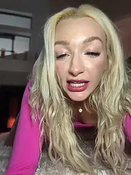 SerenaCloud online show from 8, 1, 2025