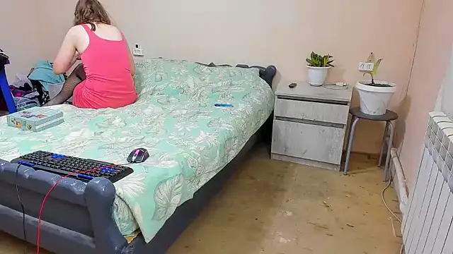 DUSSY PUSSY online show from 7, 2, 2026