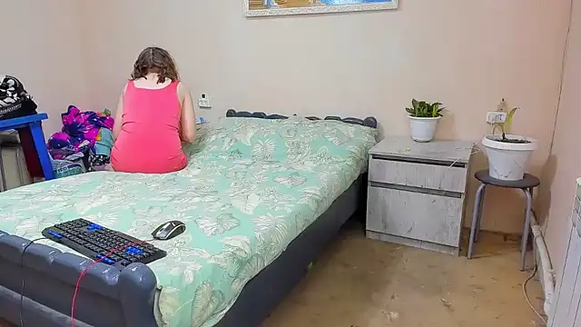 DUSSY PUSSY online show from 15, 2, 2026