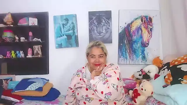 estrellita fugaz16x online show from 26, 2, 2025