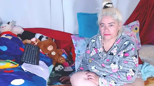 estrellita fugaz16x online show from 25, 11, 2025