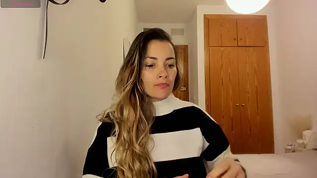 NiaStone online show from 20, 2, 2025