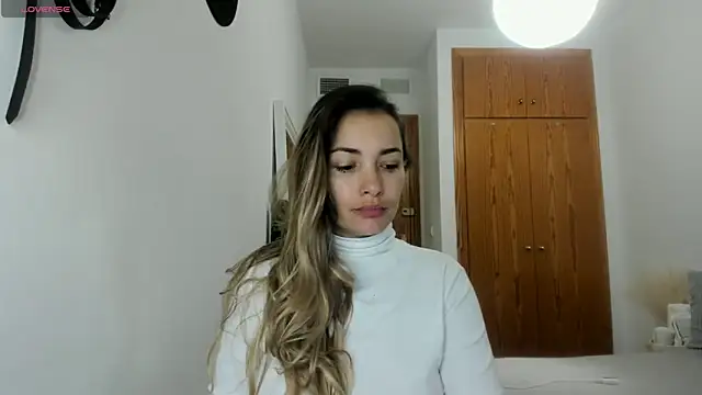 NiaStone online show from 23, 1, 2025