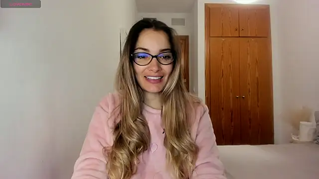 NiaStone online show from 20, 1, 2025