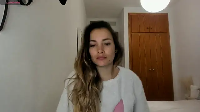 NiaStone online show from 27, 1, 2025
