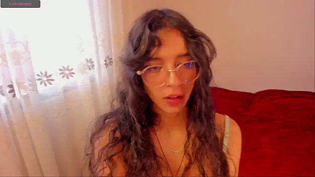 aluna 0310 online show from 4, 12, 2024