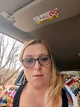 winniess40 online show from 3, 3, 2025