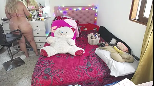 lucy belle bm online show from 8, 10, 2025