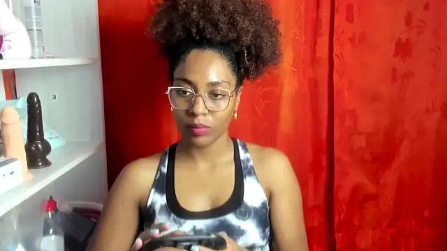 Snapshot of thaimy_ chatting on 22, 5, 2026 thaimy online show from 22, 5, 2026