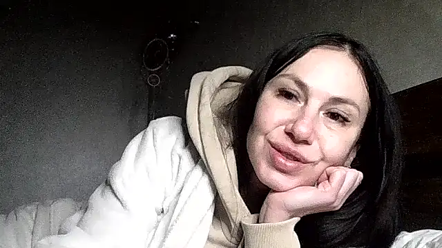 JulianaGold1 online show from 9, 2, 2026