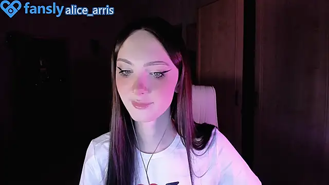 Alice  Aris online show from 30, 10, 2025