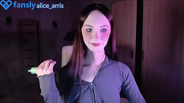 Alice  Aris online show from 29, 11, 2025