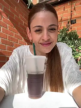 alana15 online show from 22, 4, 2026