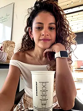 Snapshot of alana15 chatting on 1, 11, 2025 alana15 online show from 1, 11, 2025