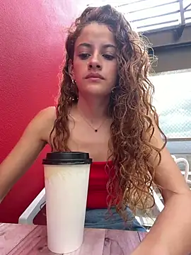 Snapshot of alana15 chatting on 6, 5, 2026 alana15 online show from 6, 5, 2026