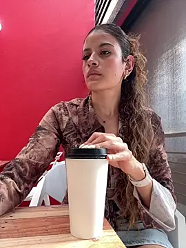 alana15 online show from 28, 2, 2026