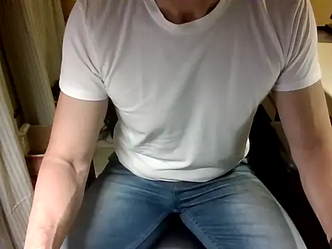 Snapshot of mariohurt101 chatting on 9, 1, 2026 mariohurt101 online show from 9, 1, 2026