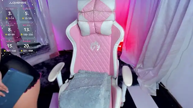 Snapshot of jenndy_lockhart chatting on 6, 11, 2025 jenndy lockhart online show from 6, 11, 2025