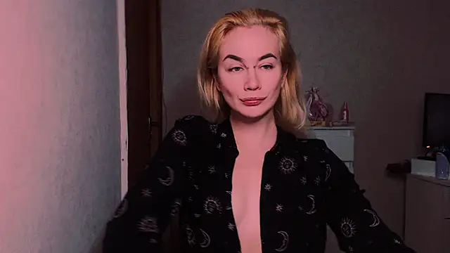 xxxcharismaaa online show from 7, 10, 2025