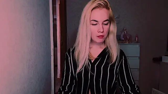 xxxcharismaaa online show from 11, 10, 2025