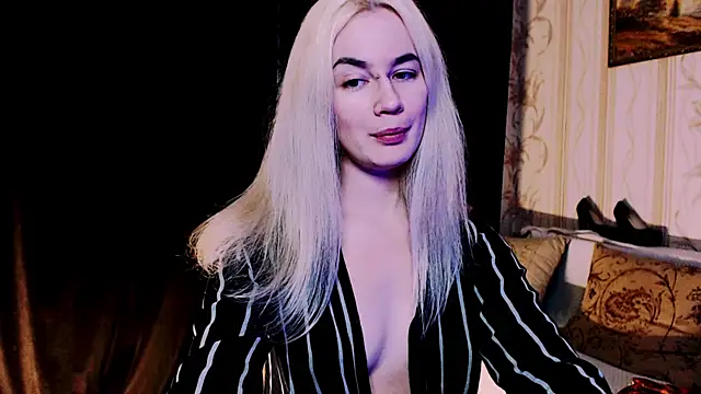 xxxcharismaaa online show from 25, 11, 2025