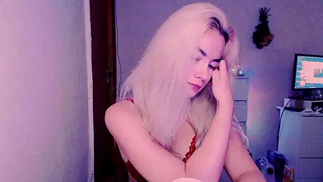 Snapshot of xxxcharismaaa chatting on 18, 7, 2026 xxxcharismaaa online show from 18, 7, 2026