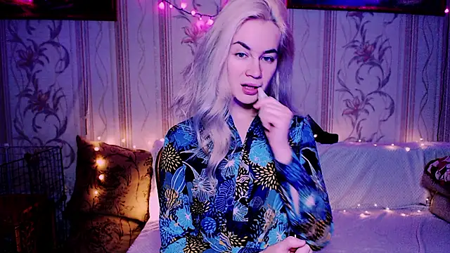 xxxcharismaaa online show from 10, 2, 2026