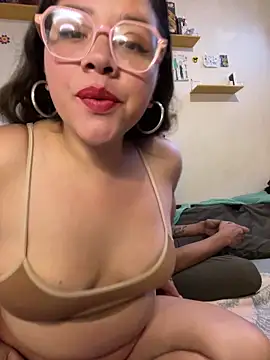 Vivi Kvsh online show from 23, 3, 2026