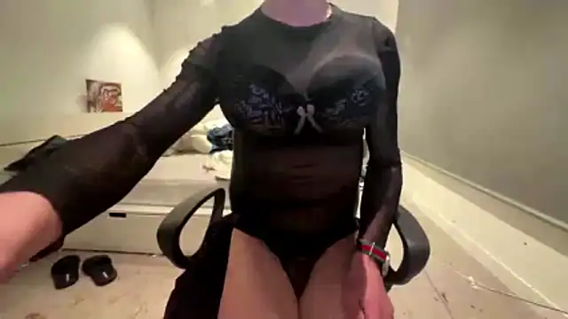 Snapshot of pocker498 chatting on 3, 3, 2026 pocker498 online show from 3, 3, 2026