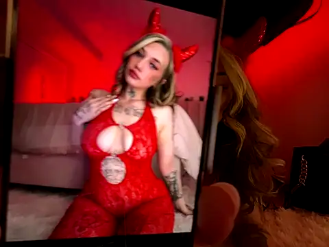 chloetease online show from 1, 11, 2025