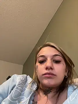 chloetease online show from 26, 10, 2025