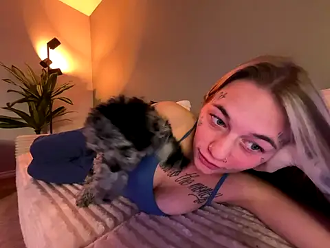 chloetease online show from 19, 11, 2025