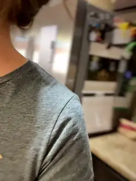 MaiseKnox online show from 17, 4, 2026