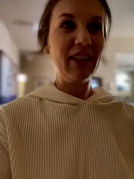 MaiseKnox online show from 7, 3, 2026