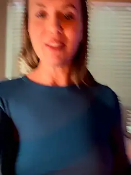 MaiseKnox online show from 13, 2, 2026