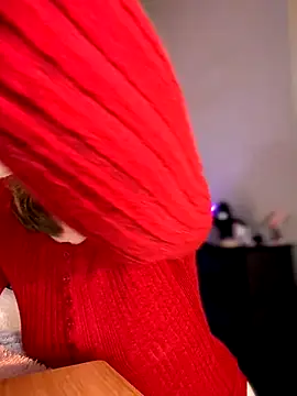 MaiseKnox online show from 21, 12, 2025