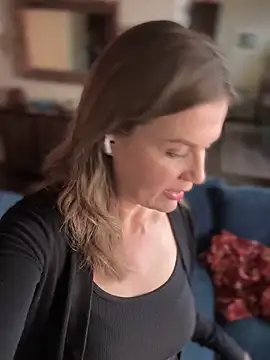 MaiseKnox online show from 24, 9, 2025