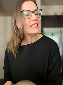 MaiseKnox online show from 22, 4, 2026