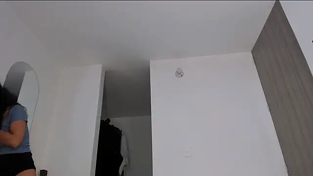 angiebutt online show from 6, 5, 2026