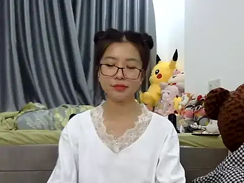 Cute Ruby01 online show from 3, 1, 2025