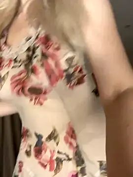 Snapshot of AnikaBest chatting on 22, 10, 2025 AnikaBest online show from 22, 10, 2025