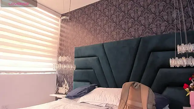 Vivi prinncess online show from 7, 3, 2026