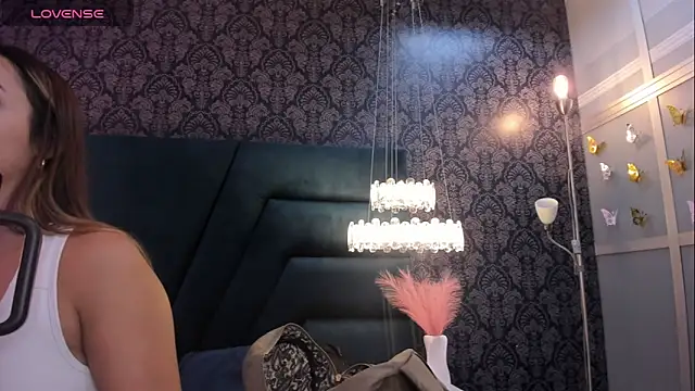 Snapshot of Vivi_prinncess chatting on 29, 5, 2026 Vivi prinncess online show from 29, 5, 2026