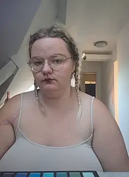 Fiona0705 online show from 24, 9, 2025