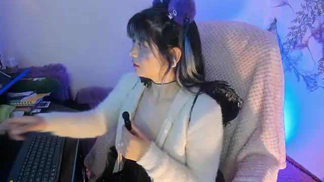 Snapshot of Sammysammy_ chatting on 12, 10, 2025 Sammysammy online show from 12, 10, 2025