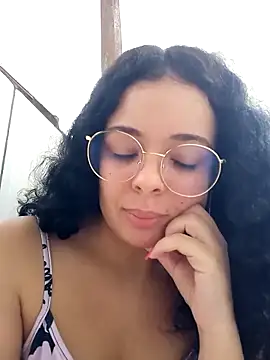 Snapshot of NinaSweet2 chatting on 21, 2, 2025 NinaSweet2 online show from 21, 2, 2025