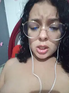 Snapshot of NinaSweet2 chatting on 9, 3, 2025 NinaSweet2 online show from 9, 3, 2025