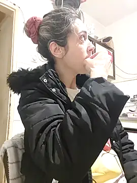 JoLeNe27 online show from 29, 3, 2026